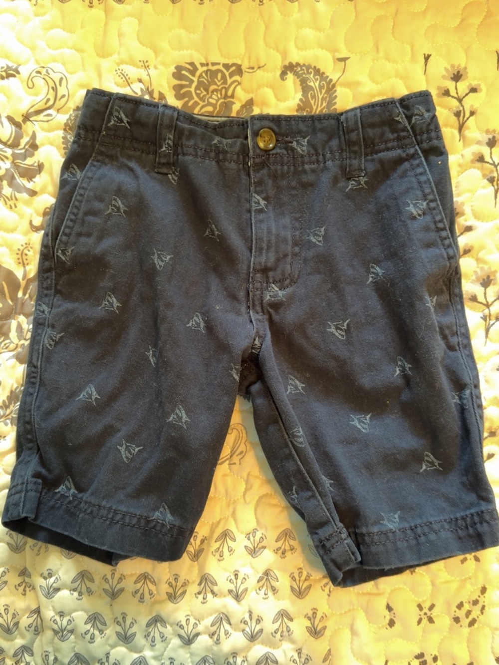 Faded Glory Navy Blue Boys Shorts with Light Blue Sailboat Print